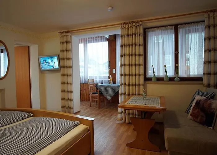 Gaestehaus Math شقة