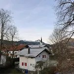 Gaestehaus Math *