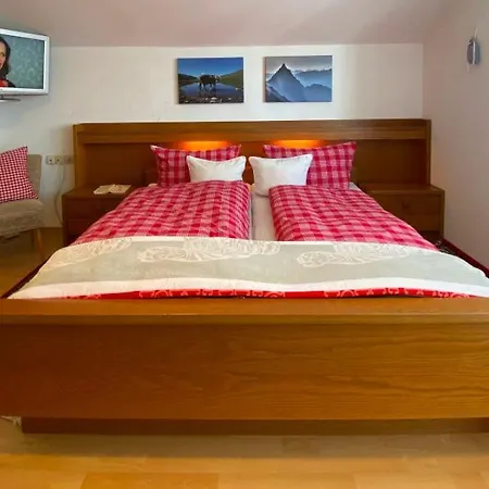 Gaestehaus Math * Oberstdorf