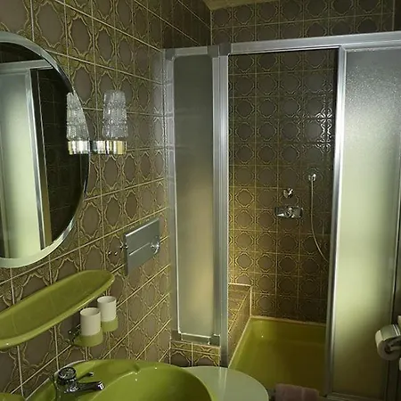 Gaestehaus Math * オーベルストドルフ